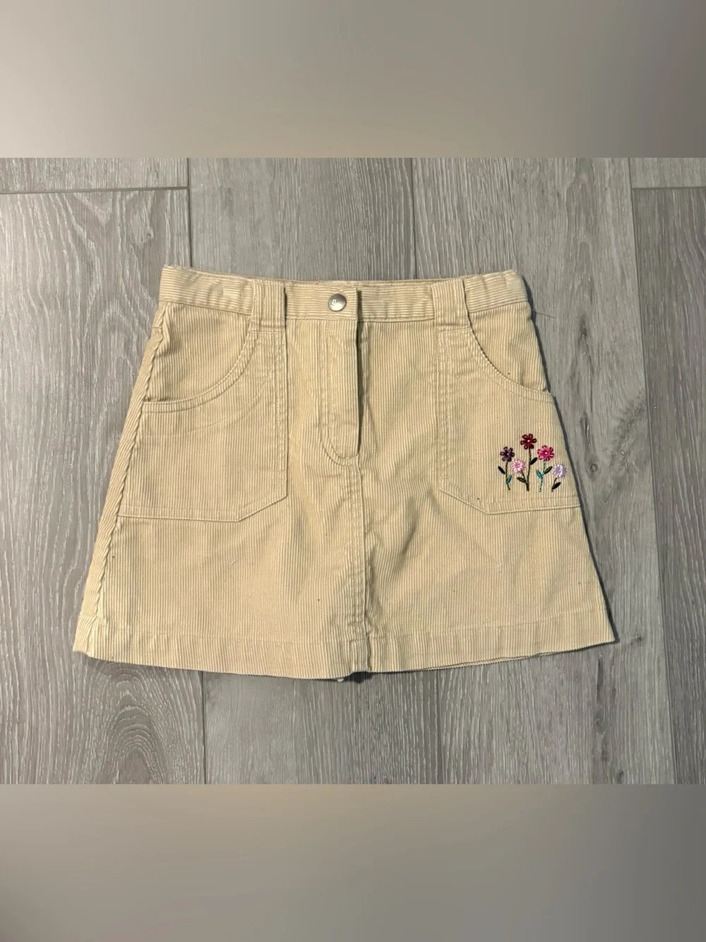 Gymboree Beige Corduroy Like Skort with Embroidered Detail Girls size 6